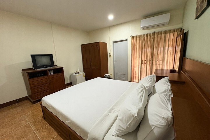 Room 12 of 67
