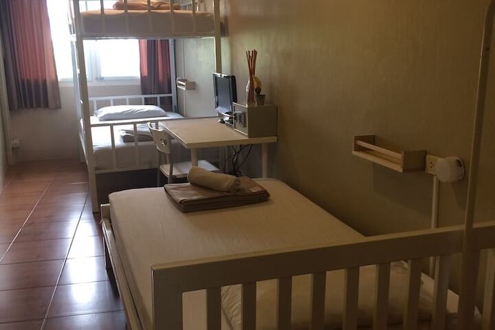 Room 20 of 48