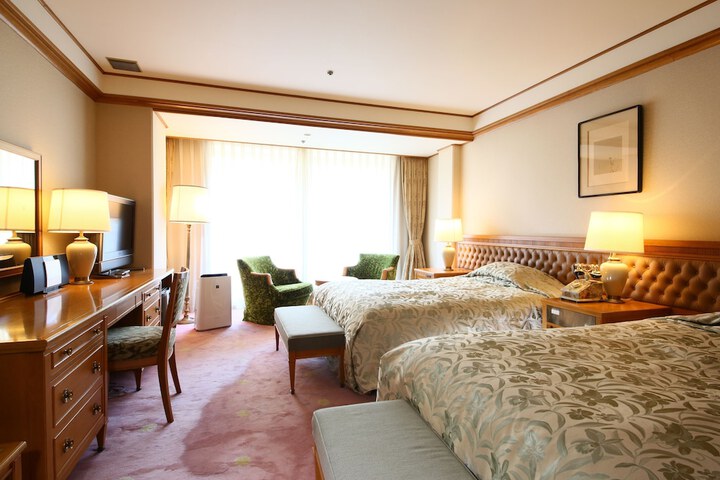 Room 63 of 120