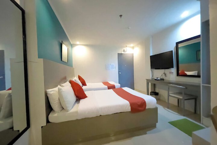 Room 15 of 62