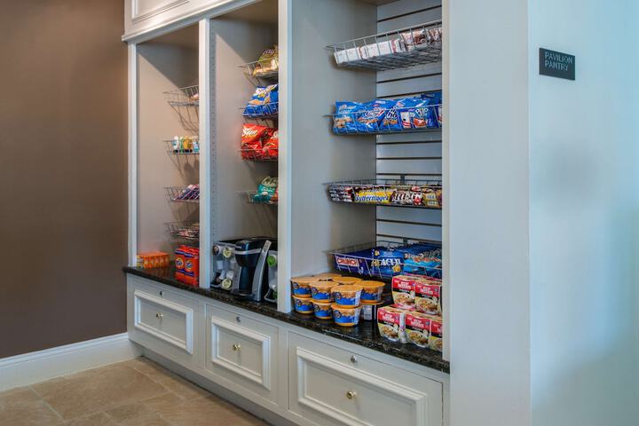 Snack bar