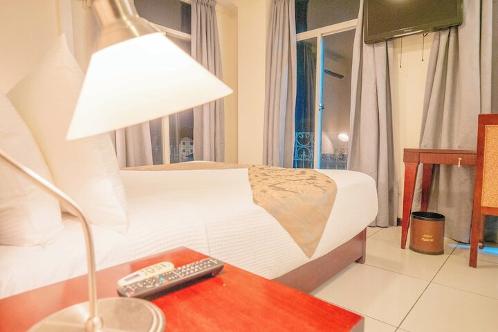 Room 48 of 118