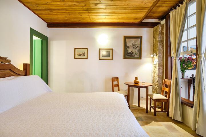 Room 26 of 139