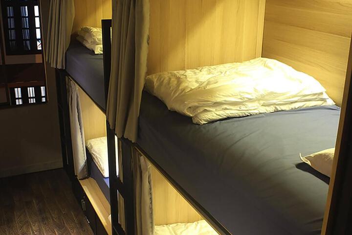 Hotel Suite Photo