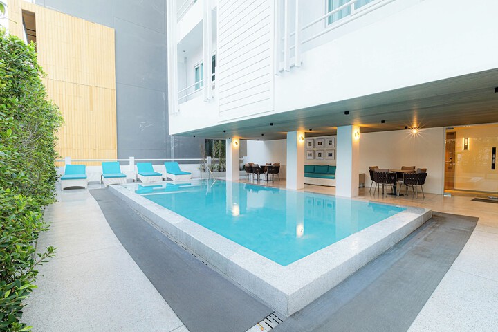 Pool 85 of 103