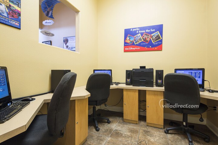 Business Center 40 of 43