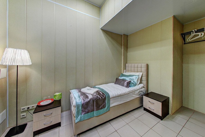 Room 9 of 52