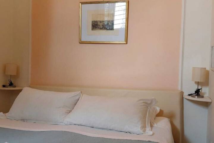 Room 18 of 26