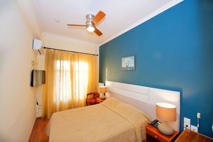Room 16 of 39