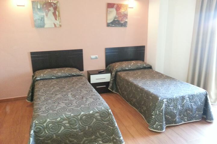 Room 10 of 39