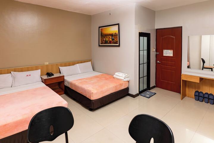 Room 7 of 21