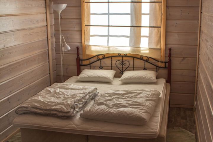 Room 28 of 126