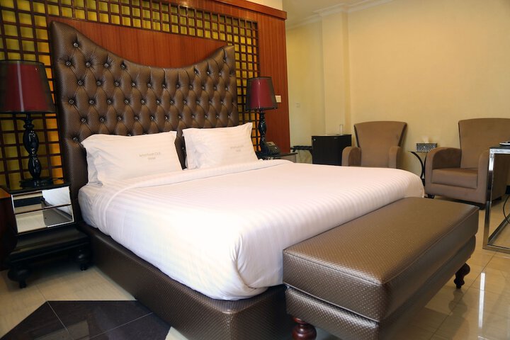 Room 7 of 57