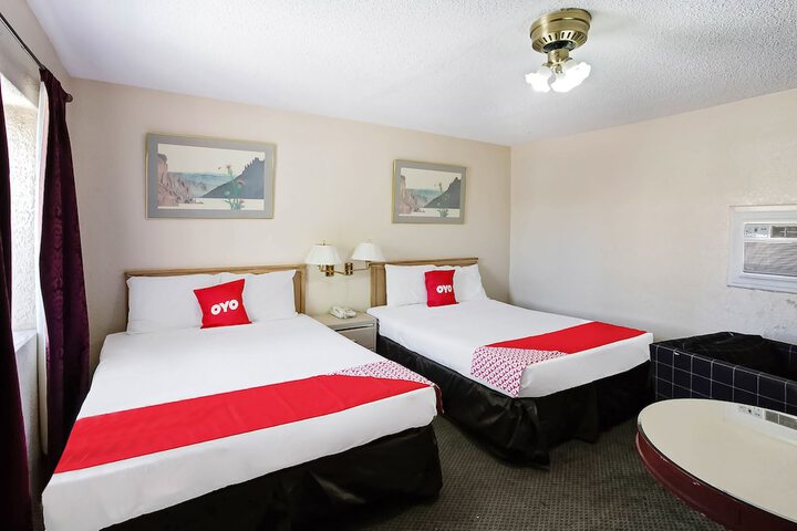 Room 10 of 35