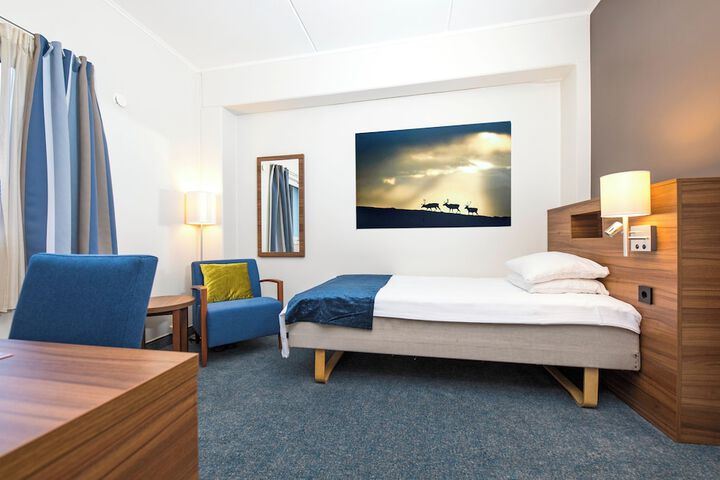 Room 15 of 50