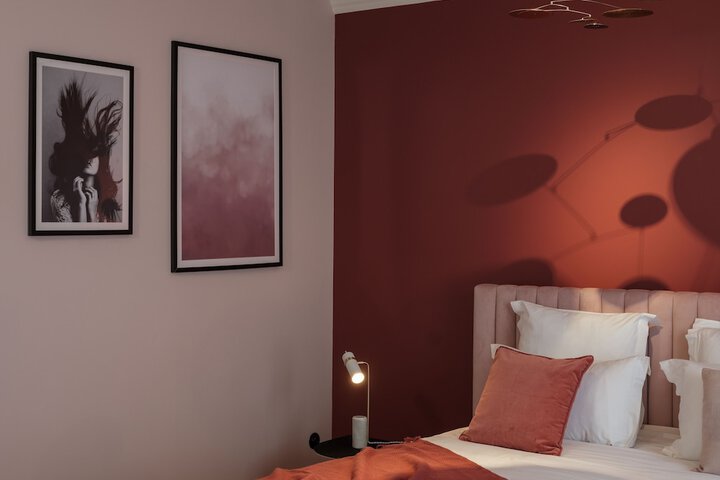 Room 46 of 103