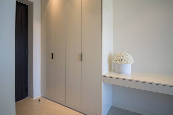 Room 19 of 44