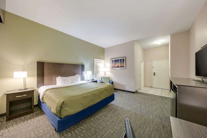 Room 7 of 41