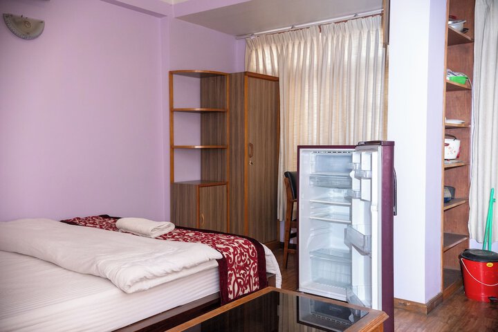 Room 44 of 90