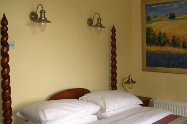Room 19 of 70