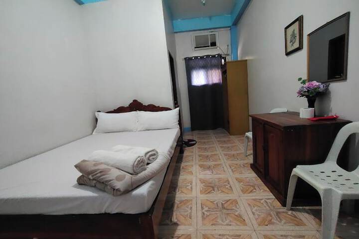 Room 21 of 39