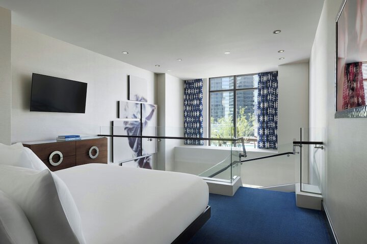 Room 50 of 159