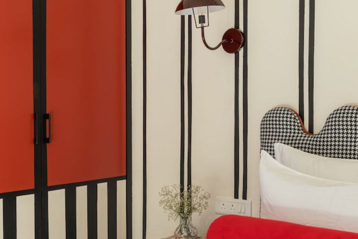 Room 26 of 42