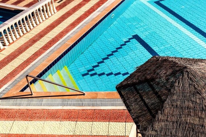 Pool Hotel