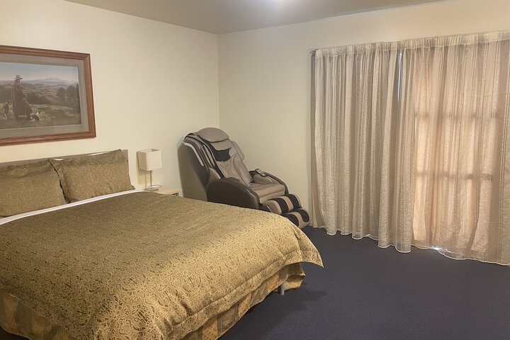 Room 42 of 60