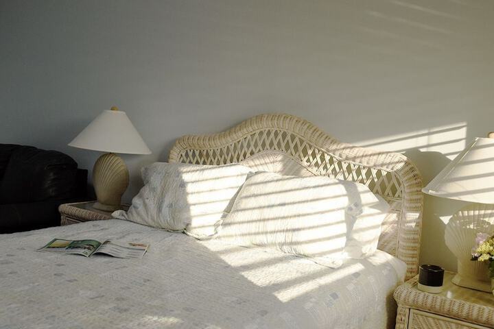 Room 4 of 110