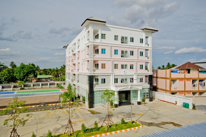 Hotel 41 of 42