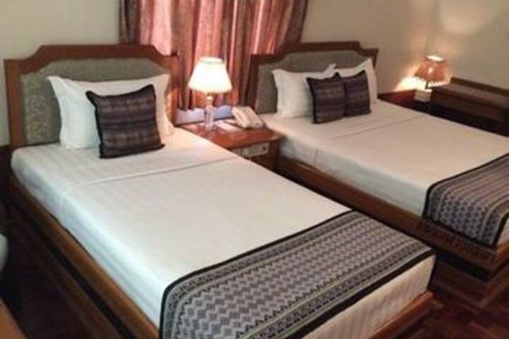 Room 14 of 26