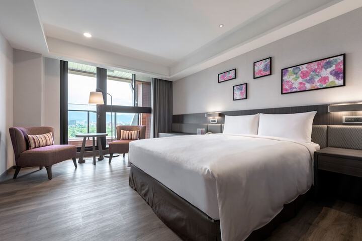 Room 7 of 36