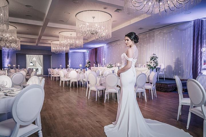 Ballroom/Hall 47 of 55