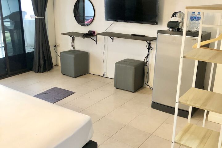 Room 11 of 89