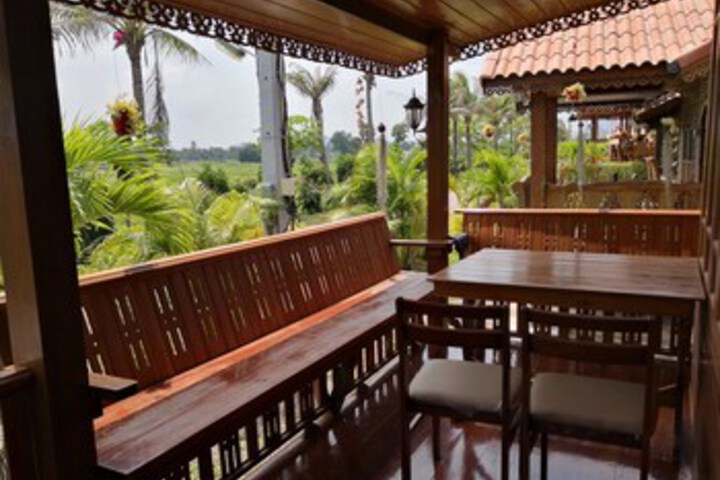 Terrace/Patio 5 of 38