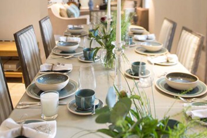 Dining 46 of 77