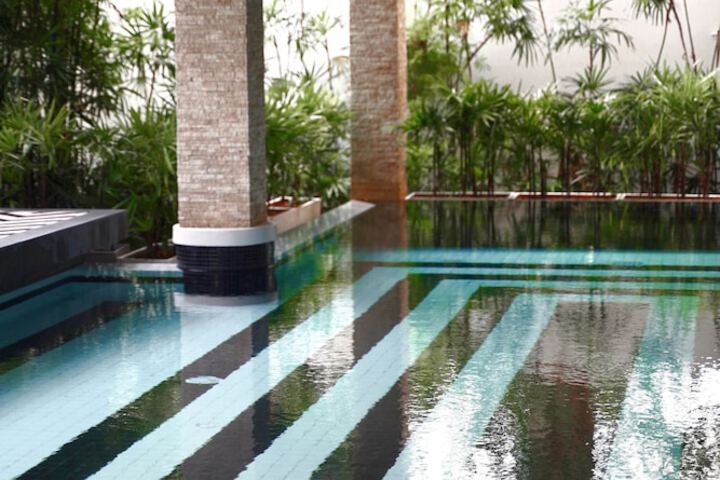 Pool 31 of 37