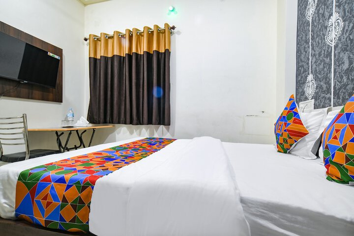 Room 15 of 27