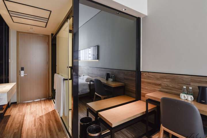 Room 19 of 26