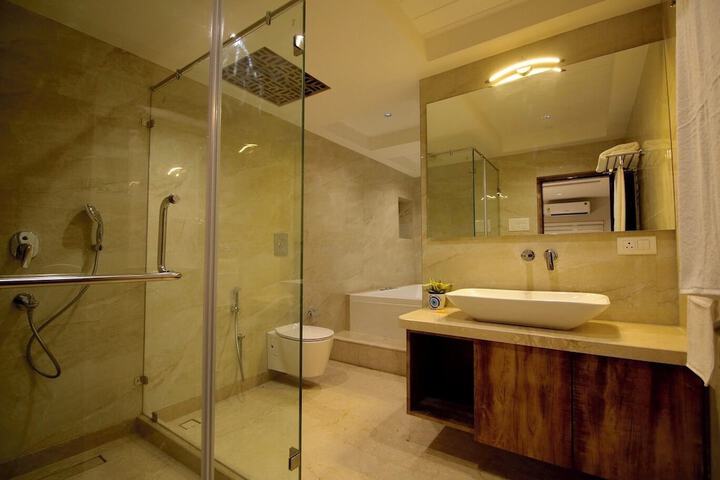 Room 30 of 45
