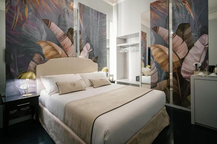 Room 3 of 30