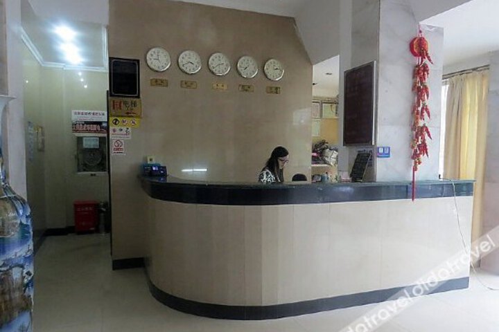 Delong Hotel