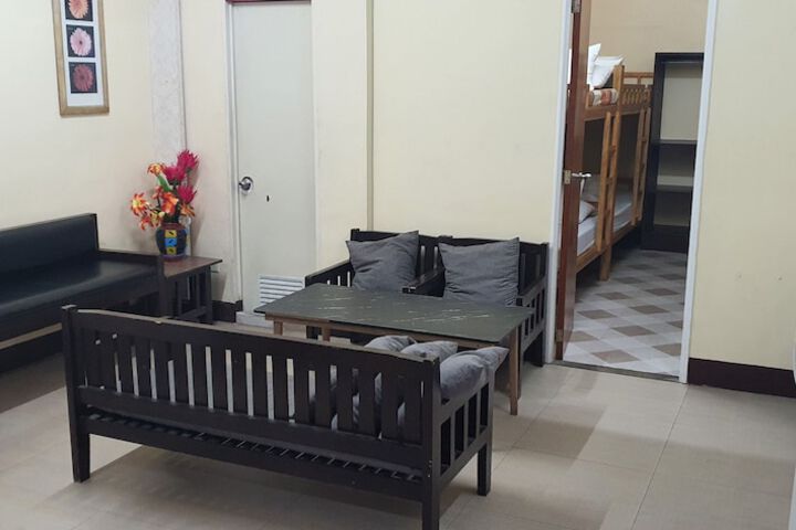 Room 18 of 34