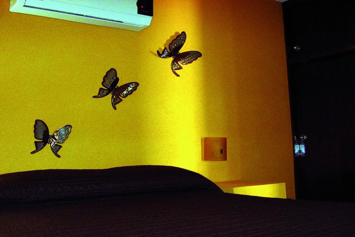 Room 4 of 31