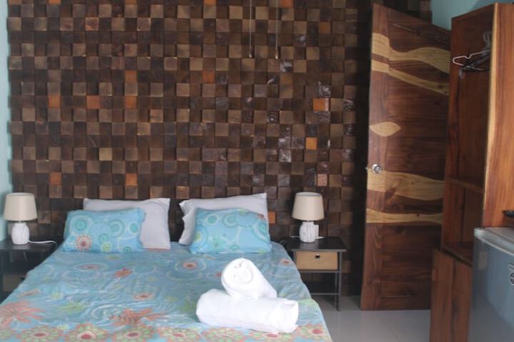 Room 10 of 47