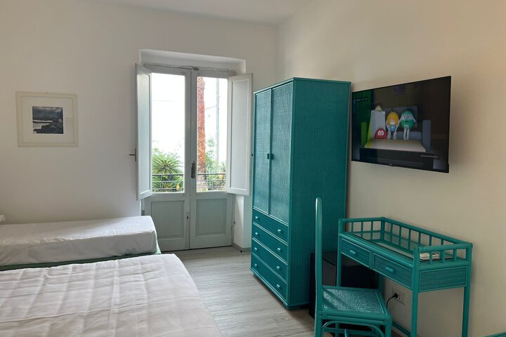 Room 16 of 89