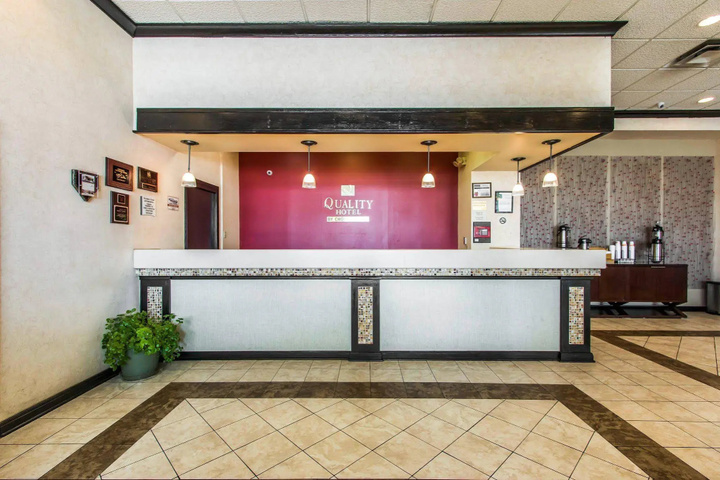 Guest Lobby
