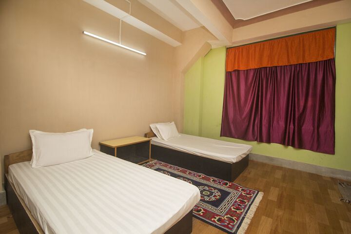 Room 12 of 13