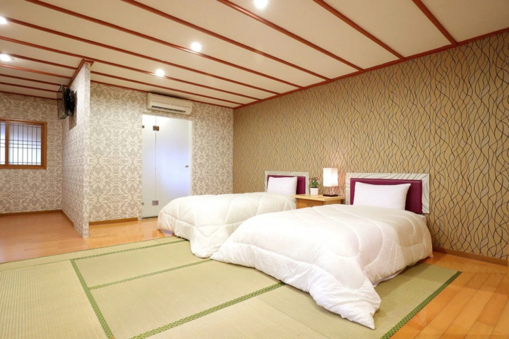 guest_rooms